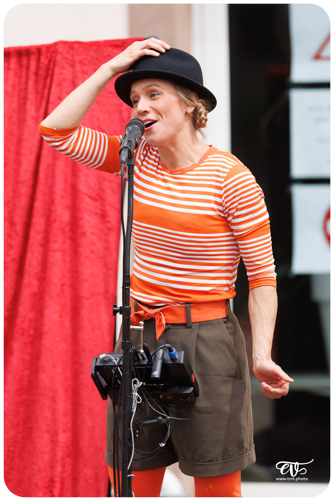 STORIES IN THE CITY (LES DUDES)